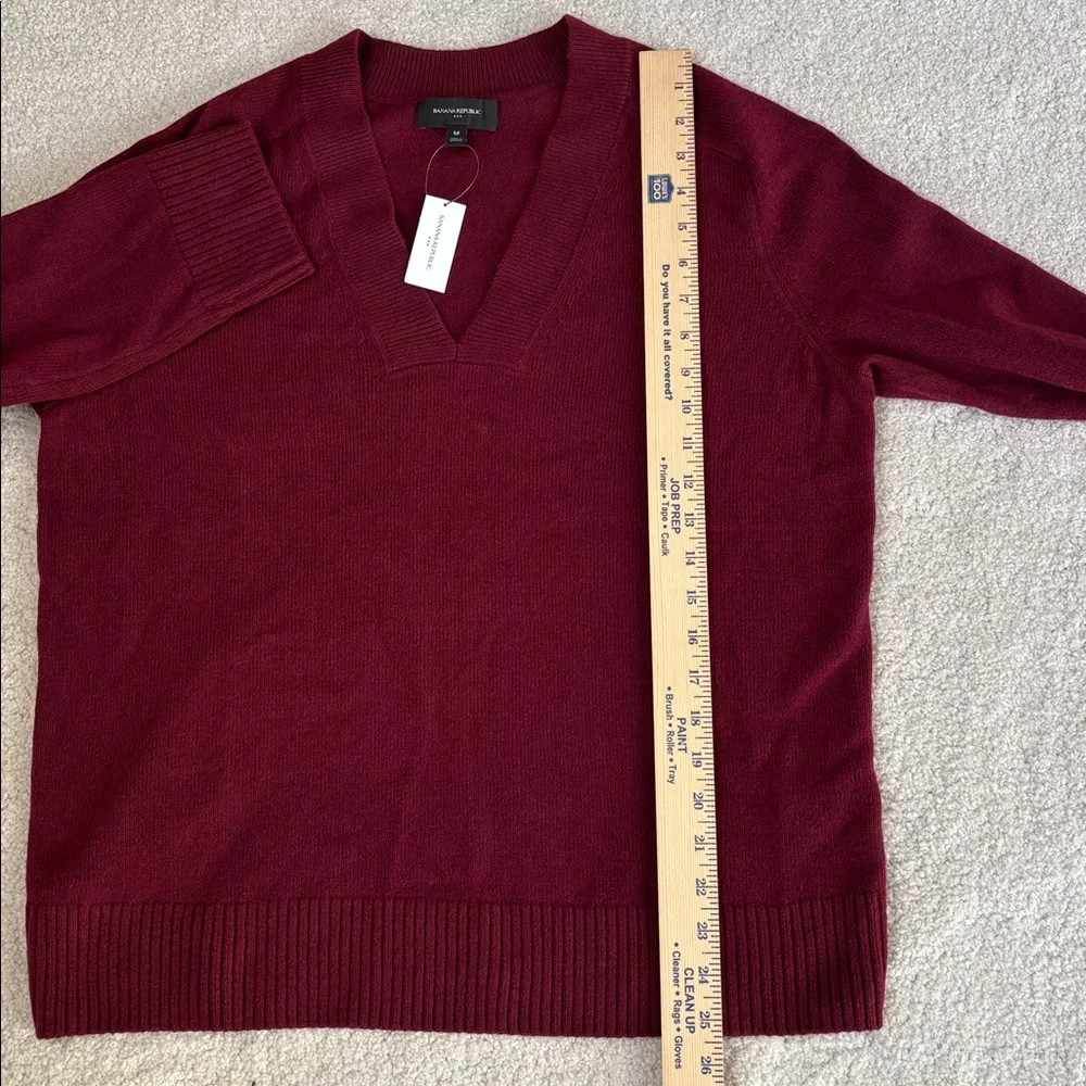 Banana Republic Soft Cotton Wool Burgundy Vneck Sweater Work Casual Men’s Medium